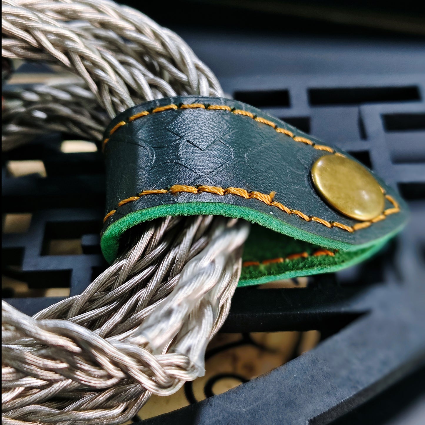 TANGZU Tie straps for bundling cables
