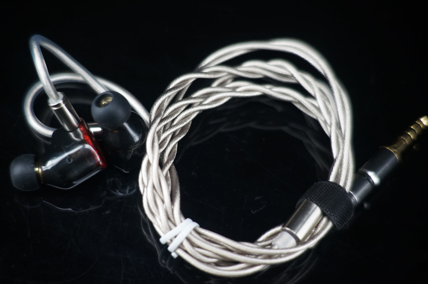 HESSIAN BN9 in-ear HIFI monitoring dynamic headphones
